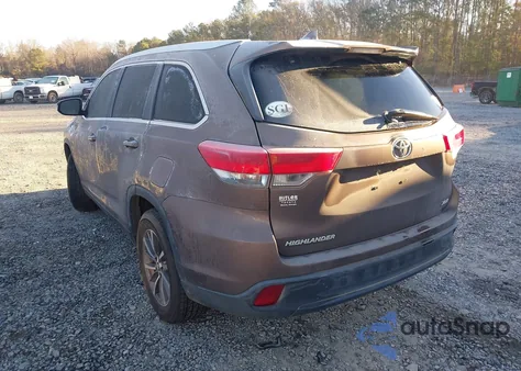 2019 Toyota Highlander Xle z USA, uszkodzony, nr VIN 5TDKZRFH3KS305704
